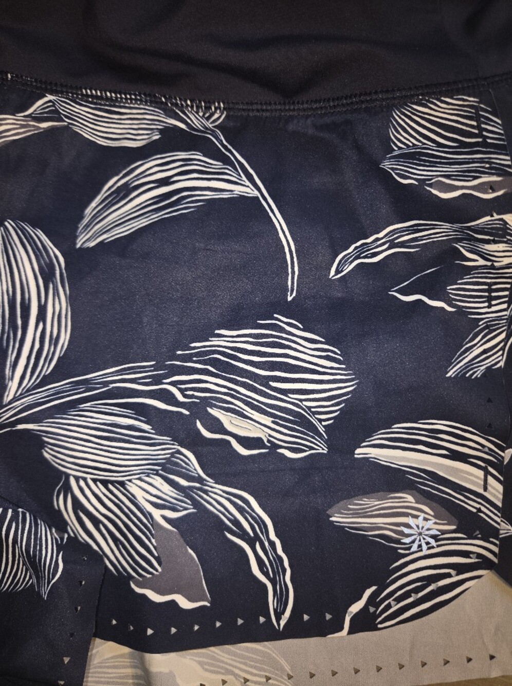 Athleta Navy Crop Shorts with White Botanical Print - Picture 3 of 5